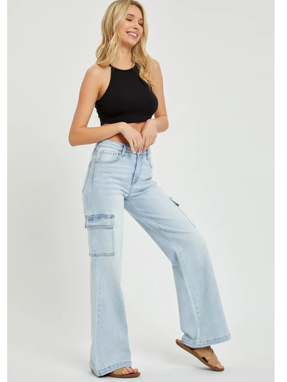 Light Wash Wide Leg Cargo Jeans - Women